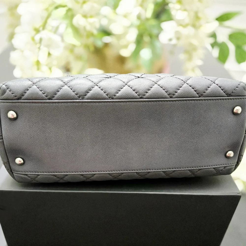 Chanel Coco Caviar Leather Quilted With Lizard Handle Gray Shoulder Bag Medium - Picture 8 of 12